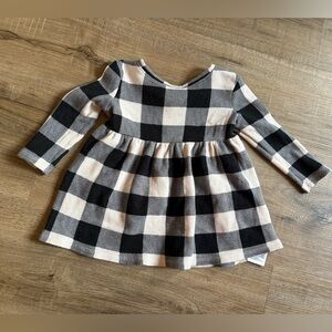🌼3/$20 Old Navy Black and White Buffalo Plaid Baby Dress